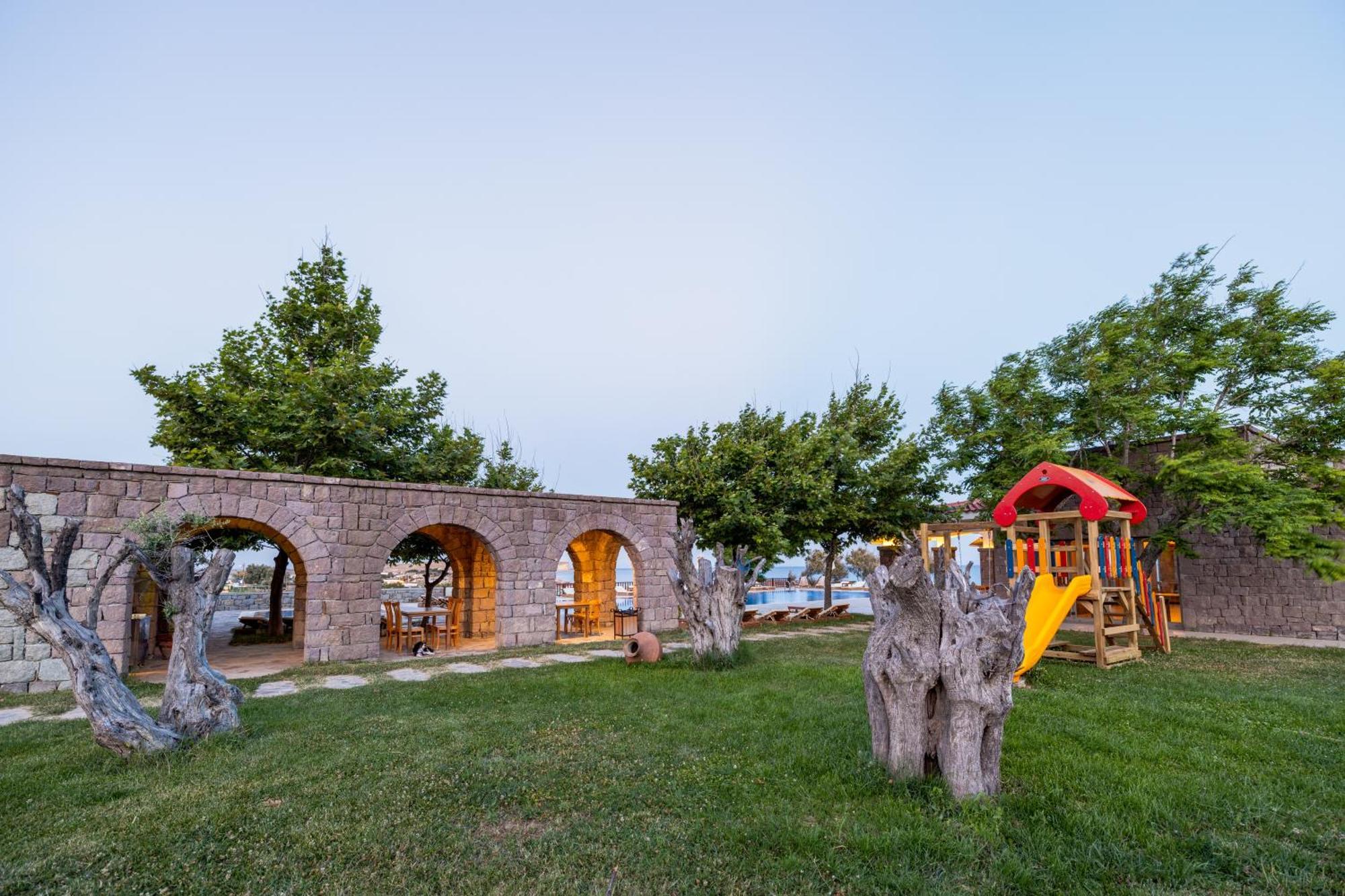 Cinarli Kasri Hotel İmroz Exterior foto